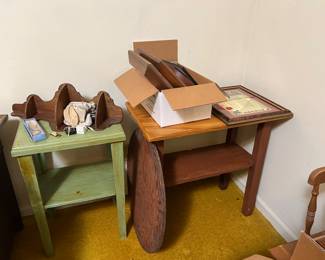End tables 