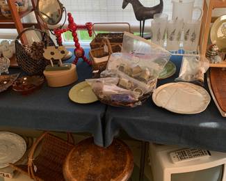 Sunroom 
Napkin rings, piano stool, tv, fall decor