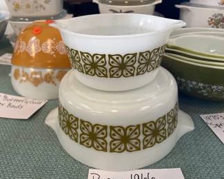 2 PYREX 1966 AUTUMN VERDE FLORAL DISHES