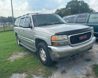 2004 GMC Yukon XL Multipurpose Vehicle MPV