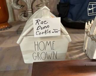 RAE DUNN BARN COOKIE JAR