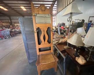 VINTAGE HALL TREE CHAIR WITH STORAGE