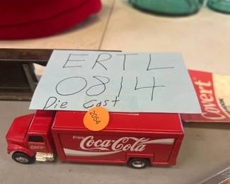 ERTL 0814 DIE CAST COCA COLA TRUCK