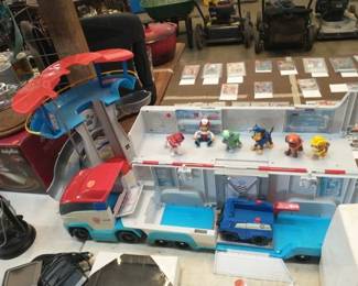 PAW PATROL TOY SET