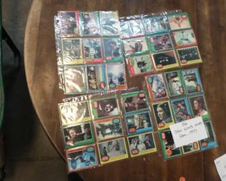 36 1977 STAR WARS CARDS