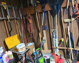 Ladders, tools, accessories, supplies