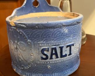 Salt glazed salt container 