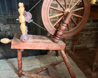 Small spinning wheel 