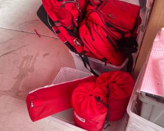 VINTAGE MARLBORO ITEMS