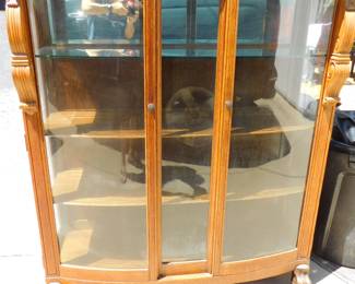 Claw foot display cabinet
