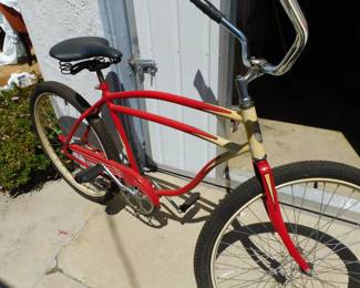 Vintage schwinn cruiser bicycle