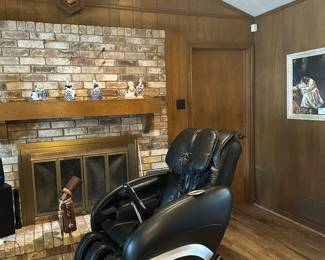 Cozzio massage chair with back, arms, and legs massagers. Manually programmable or seven pre-programmed massages