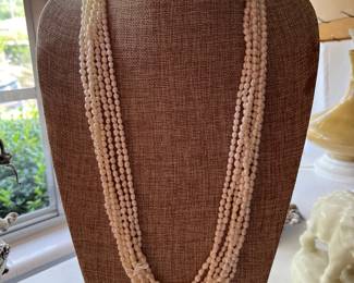 Multi strand cultures pearls