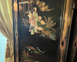 $350 4 panel wood screen 72 x 72