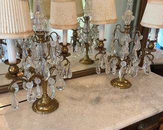 $350 Pair of Girondoles crystal and brass lamps 12W 17T