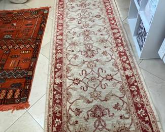 $220 Karastan runner red and cream 120L 33 W