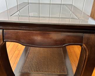 $70 Asian style glass top side table cane base