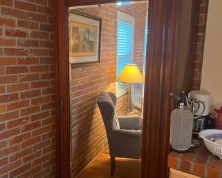 $400 Armoire cherry mirrored traditional 42W 23D 84T ( door will not close all the way)