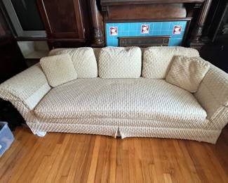 $100 cream soda 85W 36D 29T