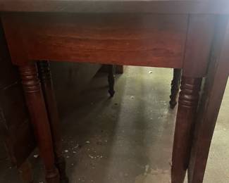 Athens Georgia Drop Leaf table