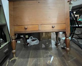 1850 Tennessee Sugar Chest