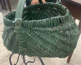 GREEN BASKET