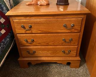 Amish Oak Night Stand (2)