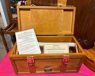 Thomas Museum Series Wood Box