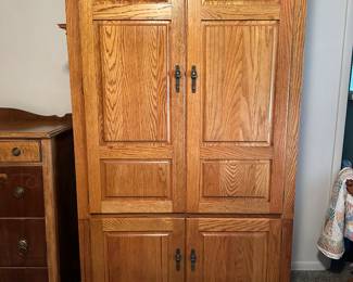 Amish Solid Oak Dresser/Armoire