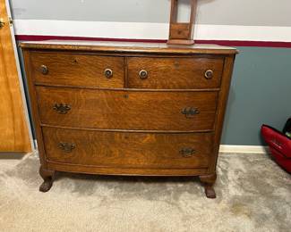 Antique 4 Drawer Dresser