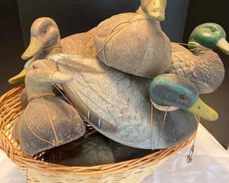 ARDUK, VICTOR Duck Decoys
