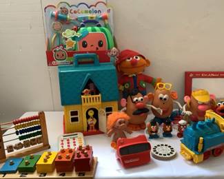 Vintage Toys 3D View master And Slides, Sesame Street Nursery Playhouse, Vintage MR mrs Potato Head