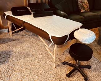 Oakworks Nova massage table bundle