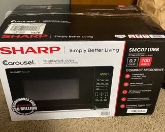 NEW small microwave