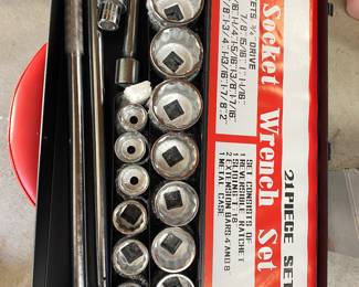 Jumbo socket set