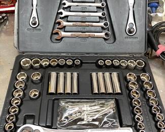 Craftsman metric & standard set