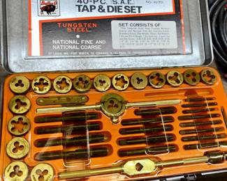 Tap and Die set
