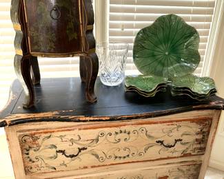 Italian 2 drawer painted 