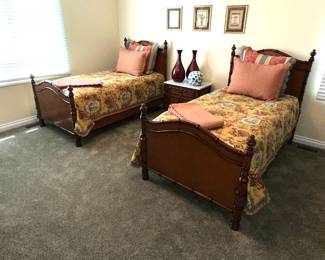 Twin Bed will be sold as shown will all linens !!! LOVELY 