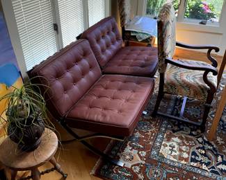 2 vintage Barcelona style chairs