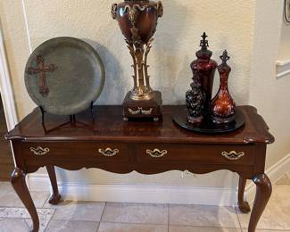 Thomasville Sofa Table