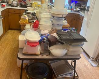  Ore Tupperware, large stock pot, Wilton baking pans