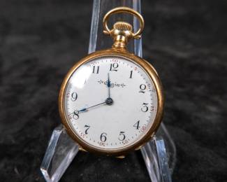 Vintage Elgin 15 jewel 10k gold filled pocket watch. Not currently running and will most likely need servicing to function properly. 10K gold fill case by Illinois Watch Case Company. 43.5mm case size and approx. weight of 46.70 grams.