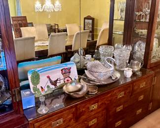 Henredon Dining Room Wall.  Includes 2 Large Display and Storage Towers and matching Buffet and Bridge w/ Mirror 