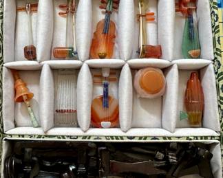 Chinese small art pieces