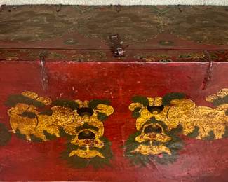 Vintage Chinese Trunk