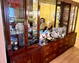 Henredon Dining Room Wall.  Includes 2 Large Display and Storage Towers and matching Buffet and Bridge w/ Mirror 