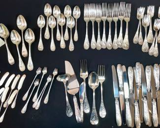 Tiffany & Co. Audubon 925 Sterling Flatware (Not Monogrammed): 104 pc in total.  Includes: 16 each of Dinner Knives, Dinner Forks, Salad Forks, Teaspoons; 8 soup spoons; 15 butter spreaders; 10 appetizer or seafood forks; and the following serving pieces- a pie server, spreader, meat fork, cold fork, 2 serving spoons, and a soup laddle.  