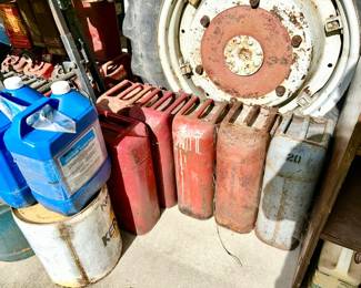 Many vintage gas cans