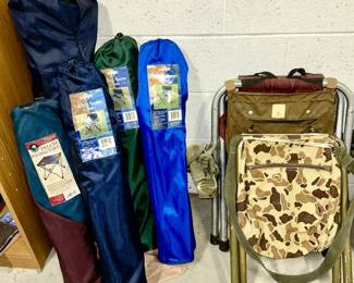 folding chairs, like new, hunting equipment